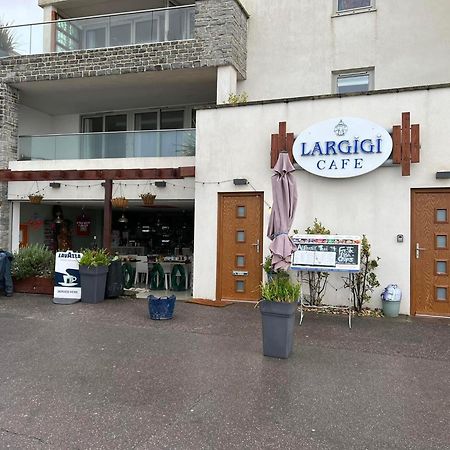 Largigi Offering Two Amazing Panoramic Sea Front Apartments Lyme Regis Exterior photo